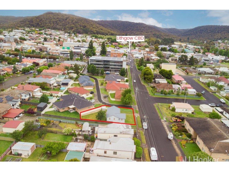 15 Sandford Avenue, Lithgow NSW 2790