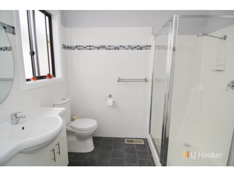 55 Enfield Avenue, Lithgow NSW 2790