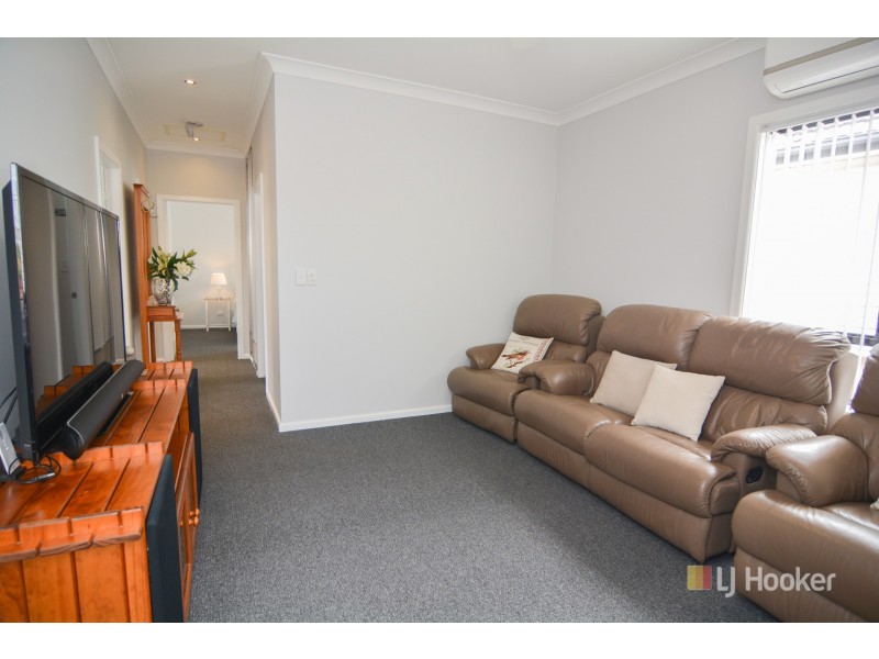 55 Enfield Avenue, Lithgow NSW 2790