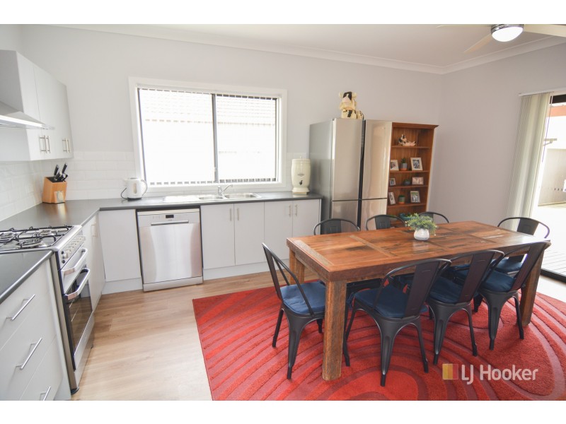 55 Enfield Avenue, Lithgow NSW 2790