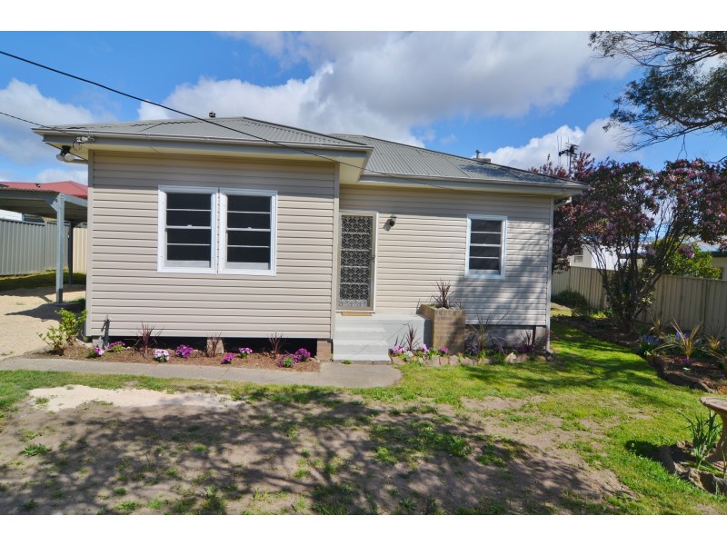 17 Lemnos Street, Lithgow NSW 2790