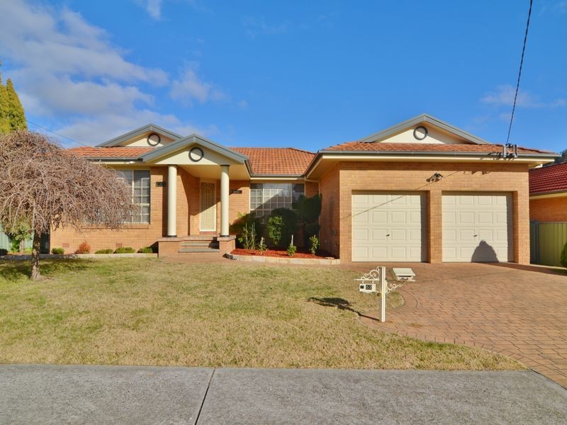 52 Hayley Street, Lithgow NSW 2790