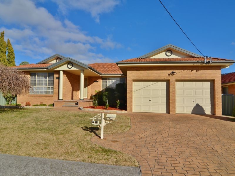 52 Hayley Street, Lithgow NSW 2790