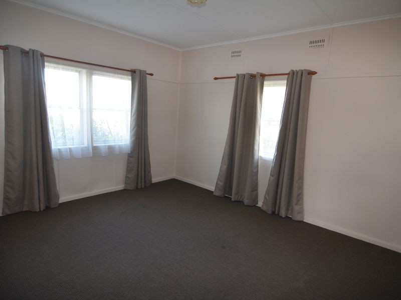 51 Lyon Parade, Wallerawang NSW 2845