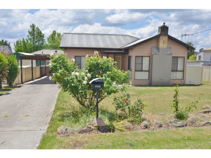 7 Tobruk Street, Lithgow NSW 2790
