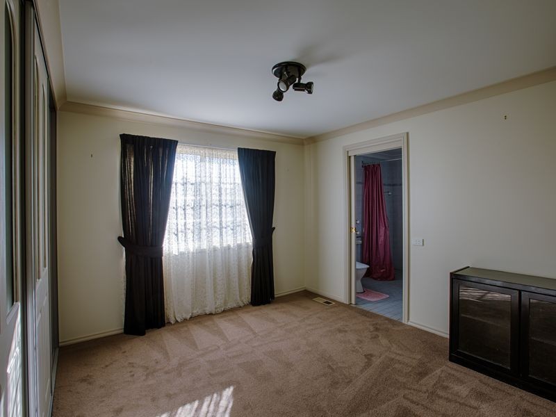 28 Robinia Drive, Lithgow NSW 2790