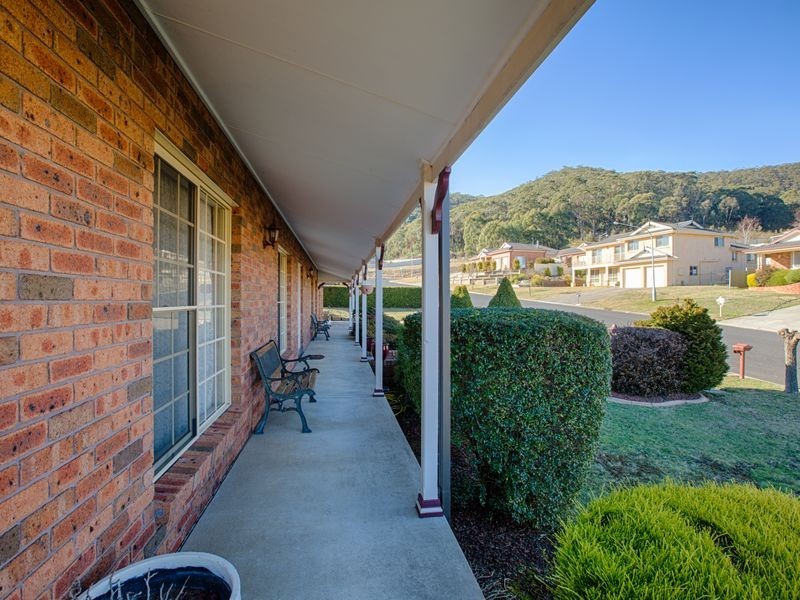 28 Robinia Drive, Lithgow NSW 2790