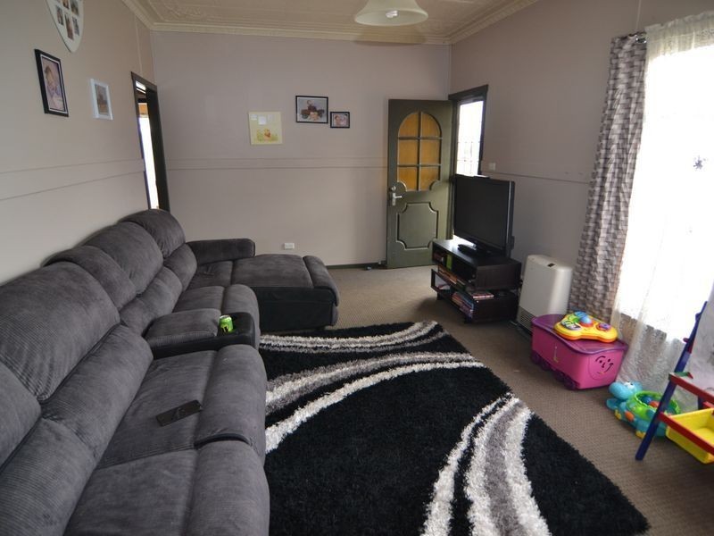 9 Lane Street, Wallerawang NSW 2845