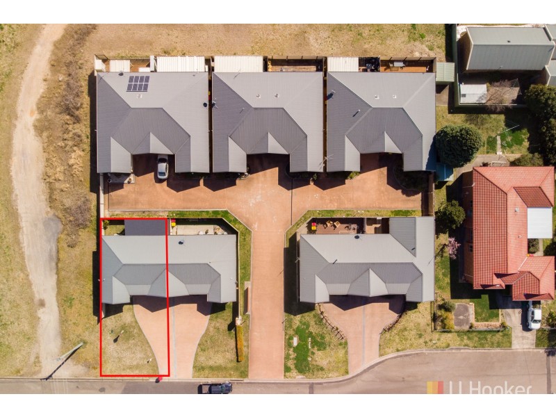 1/25 Hoskins Avenue, Lithgow NSW 2790