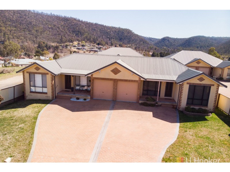 1/25 Hoskins Avenue, Lithgow NSW 2790