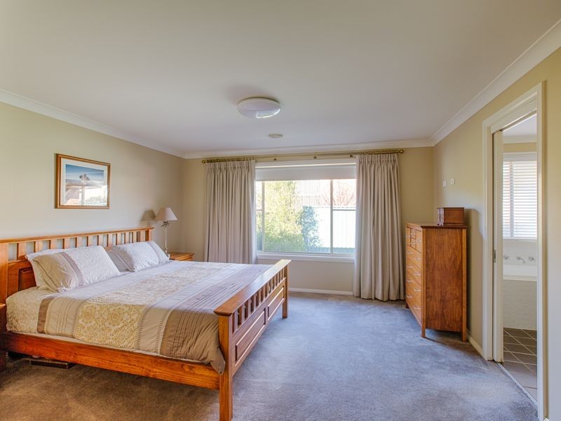 8 Robertson Street, Lithgow NSW 2790
