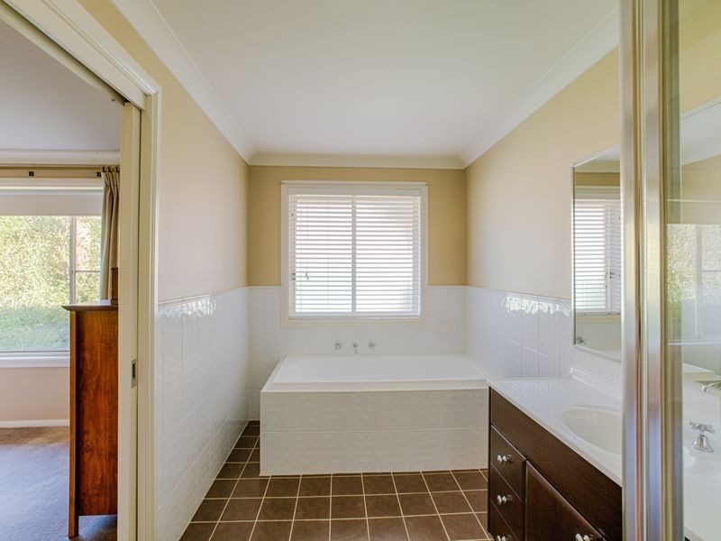 8 Robertson Street, Lithgow NSW 2790