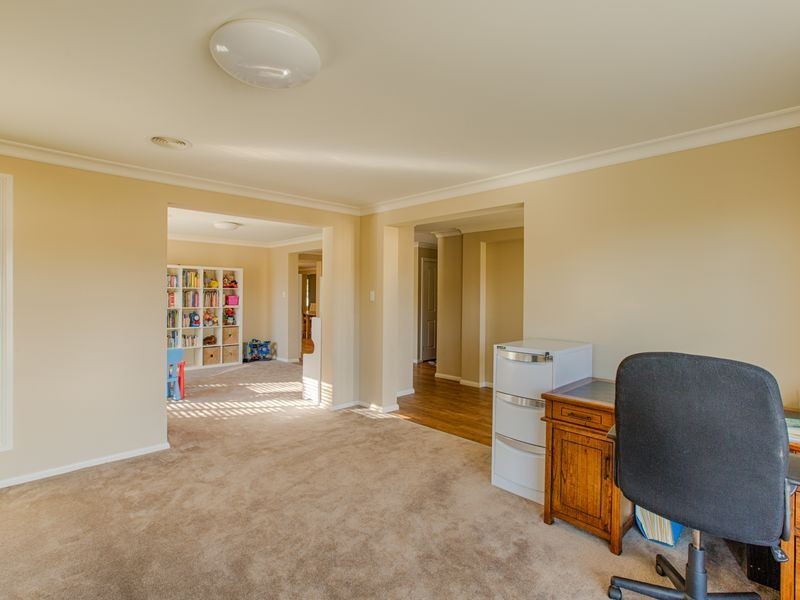 8 Robertson Street, Lithgow NSW 2790