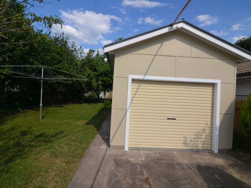 31 Enfield Avenue, Lithgow NSW 2790