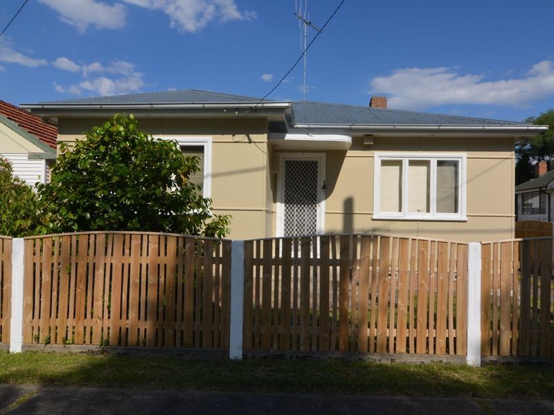 31 Enfield Avenue, Lithgow NSW 2790