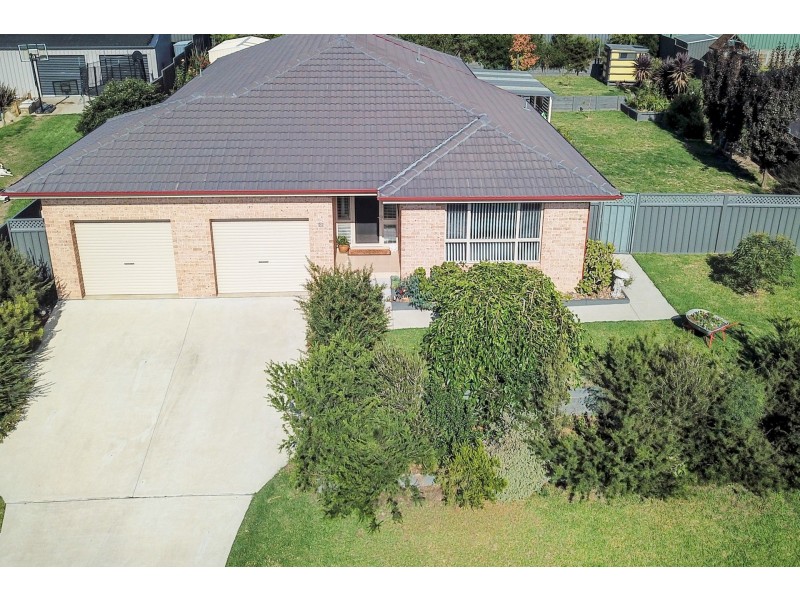 22 James O’ Donnell Drive, Lithgow NSW 2790