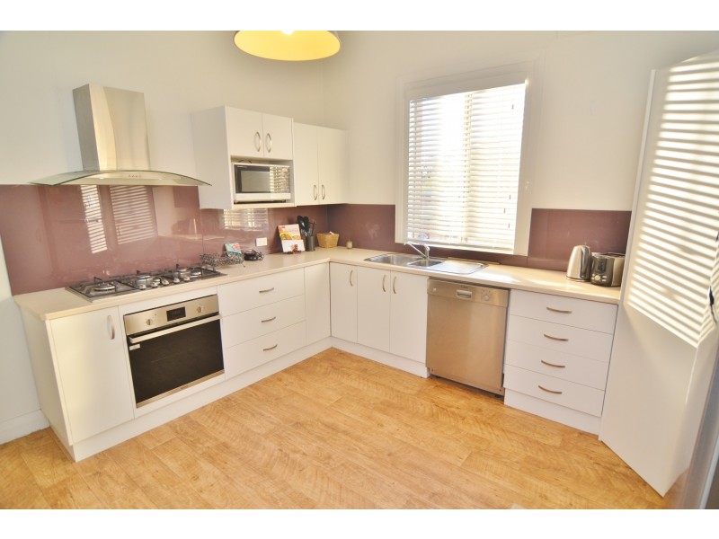 14 Lemnos Street, Lithgow NSW 2790