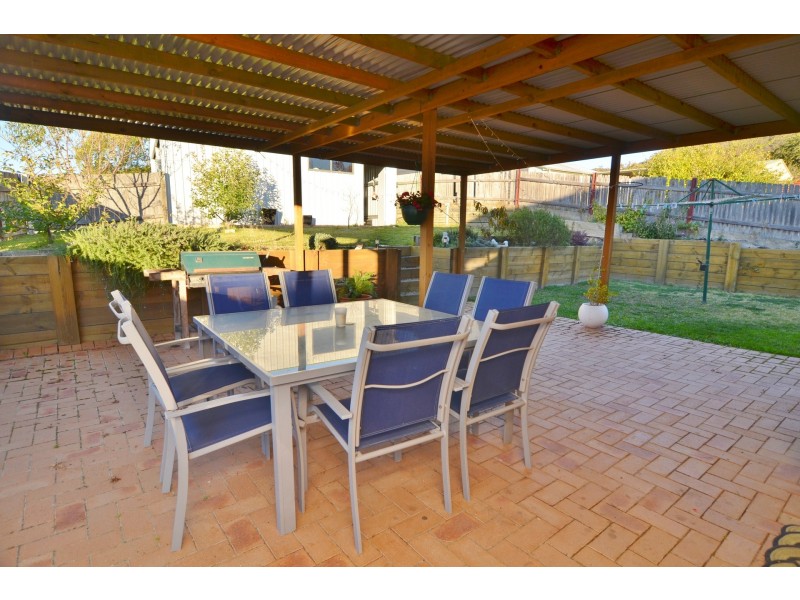 14 Lemnos Street, Lithgow NSW 2790