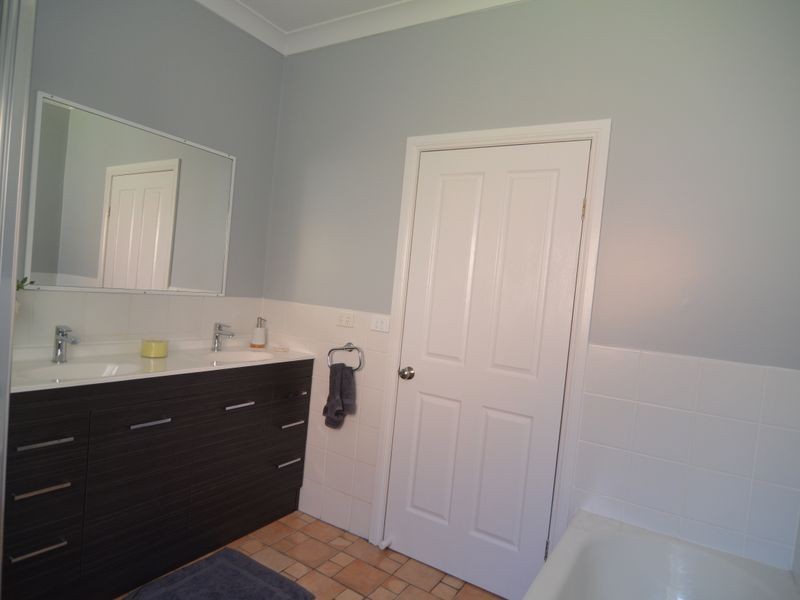19 Vickers Street, Lithgow NSW 2790