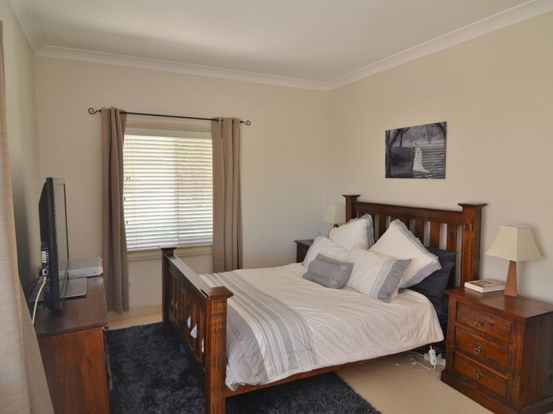 19 Vickers Street, Lithgow NSW 2790