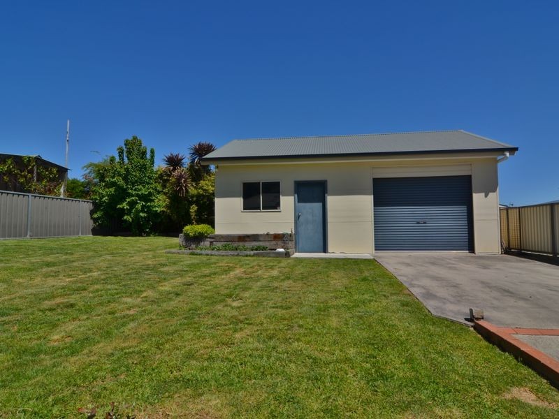 19 Vickers Street, Lithgow NSW 2790