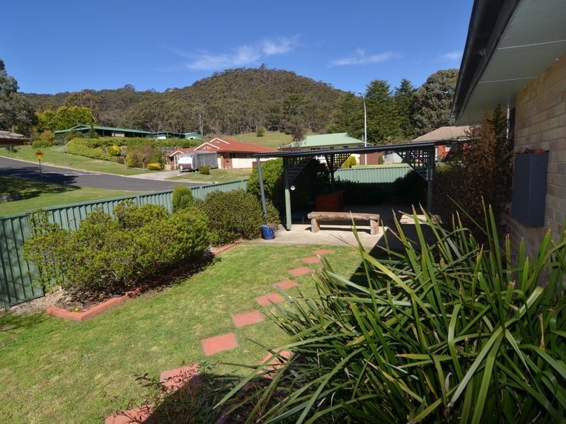 2 Boronia Street, Lithgow NSW 2790
