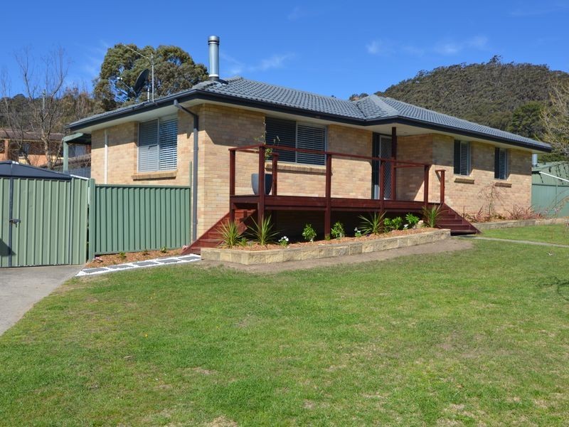 2 Boronia Street, Lithgow NSW 2790