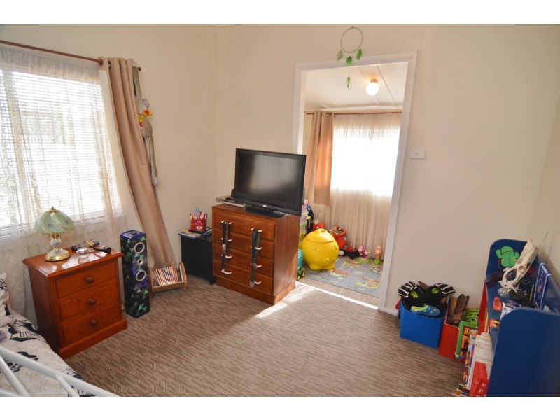 17 Elizabeth Street, Wallerawang NSW 2845
