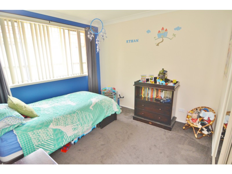 8 Mortlock Close, Lithgow NSW 2790