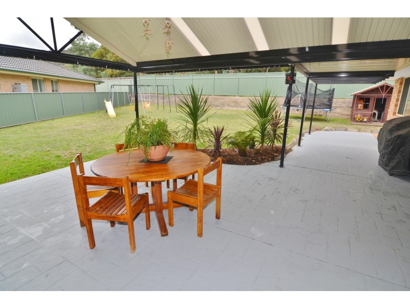 8 Mortlock Close, Lithgow NSW 2790