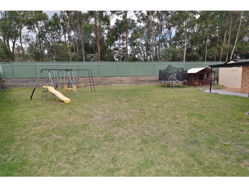 8 Mortlock Close, Lithgow NSW 2790