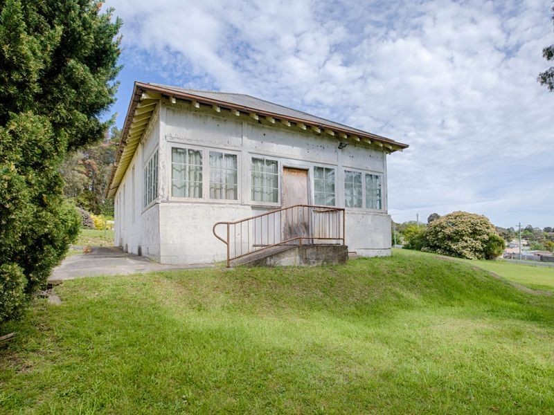 Former Por Cnr Kiln & Laurie Street, Portland NSW 2847