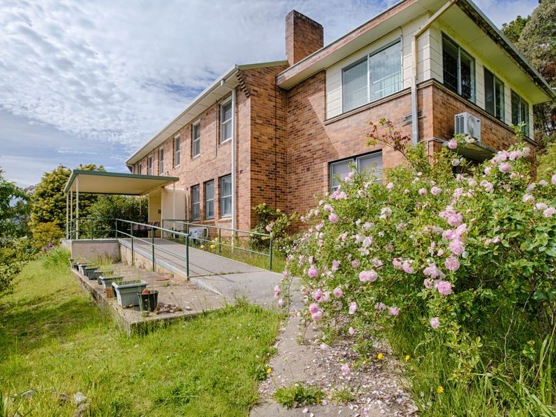 Former Por Cnr Kiln & Laurie Street, Portland NSW 2847