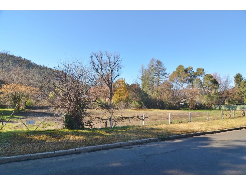 27 Macaulay Street, Lithgow NSW 2790