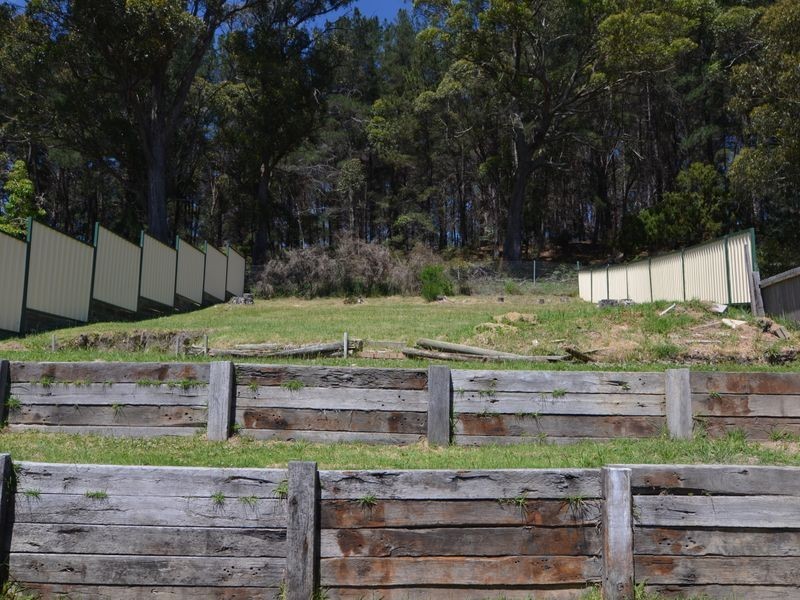 13 Fourth Street, Lithgow NSW 2790