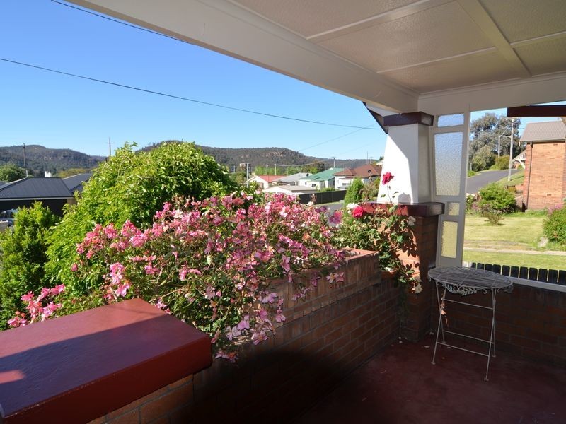 49 Chifley Road, Lithgow NSW 2790