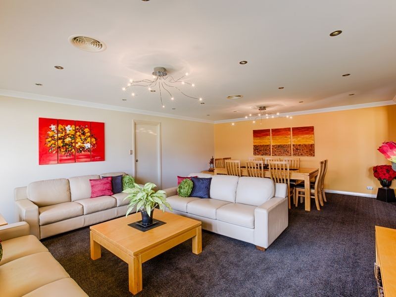 16 Thornley Close, Lithgow NSW 2790