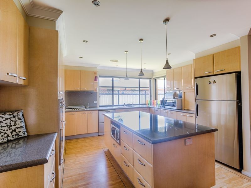 16 Thornley Close, Lithgow NSW 2790