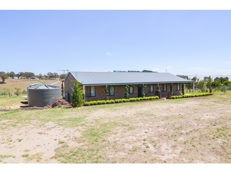 53 George Parade, Pipers Flat NSW 2847