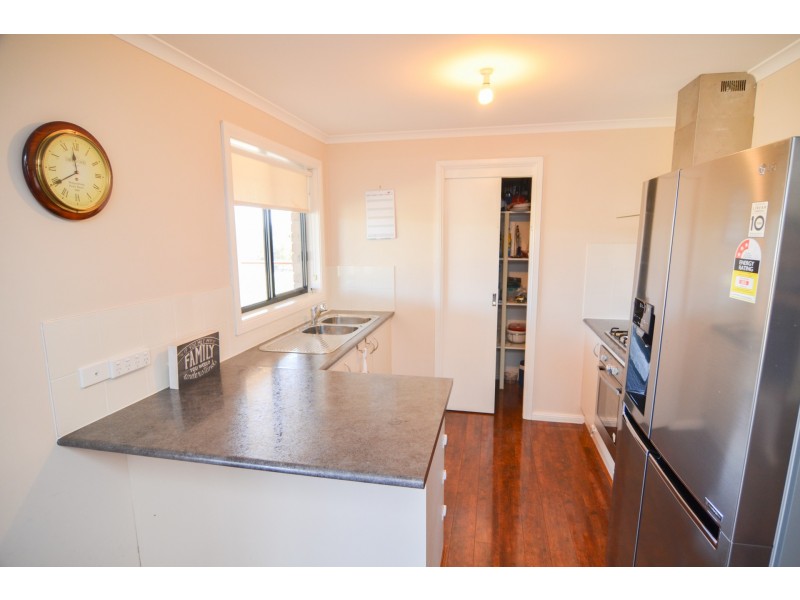 53 George Parade, Pipers Flat NSW 2847