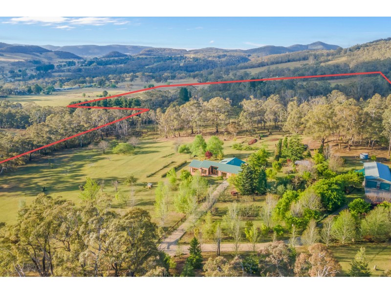2C Hughes Lane, Marrangaroo NSW 2790