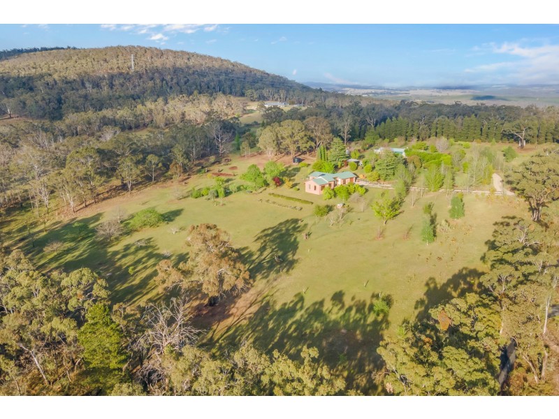 2C Hughes Lane, Marrangaroo NSW 2790