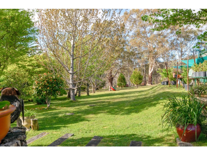 2C Hughes Lane, Marrangaroo NSW 2790