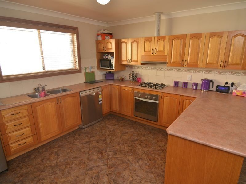 31 Lemnos Street, Lithgow NSW 2790
