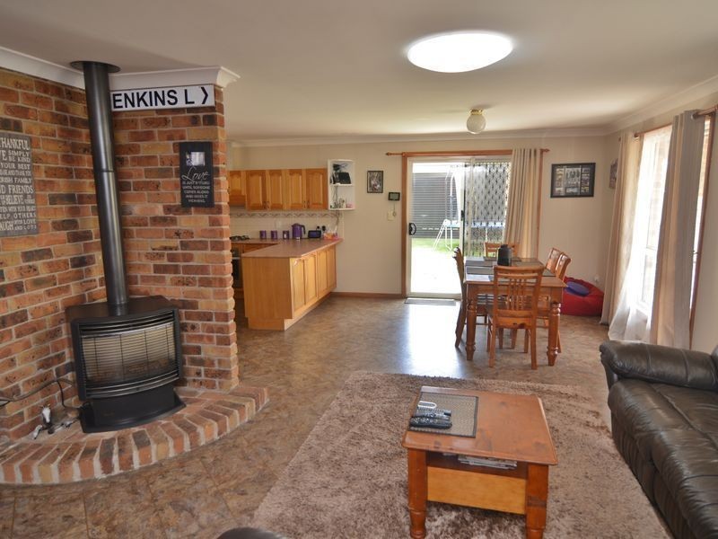 31 Lemnos Street, Lithgow NSW 2790