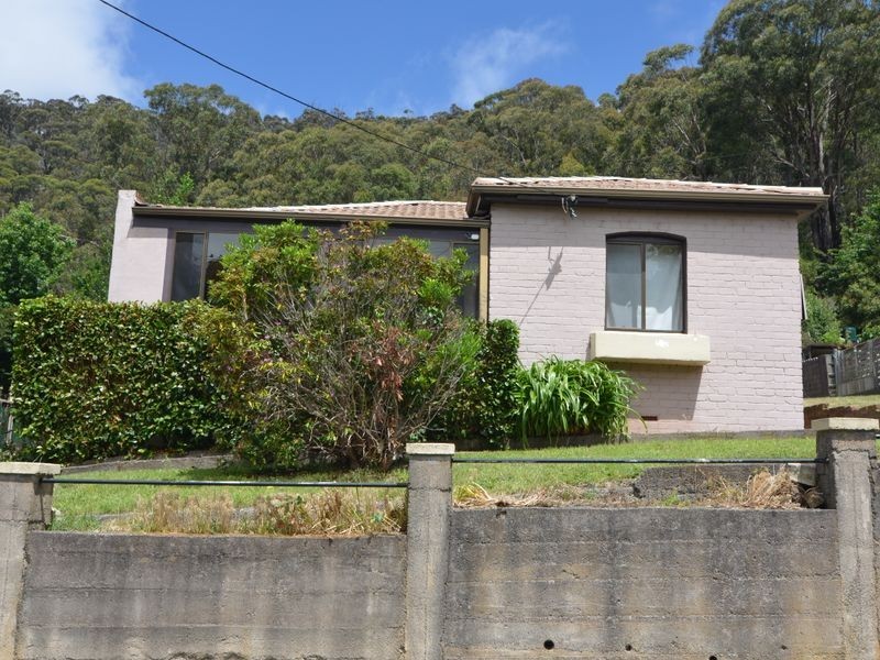 150 Macauley Street, Lithgow NSW 2790