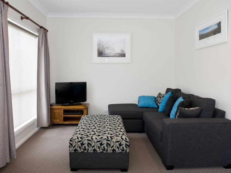 2 Padley Street, Lithgow NSW 2790