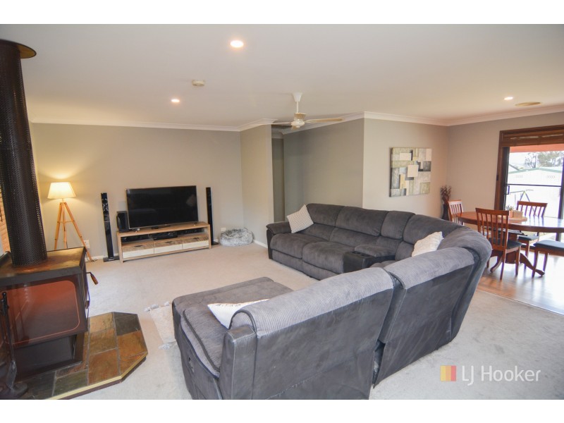 9 Main Street, Portland NSW 2847