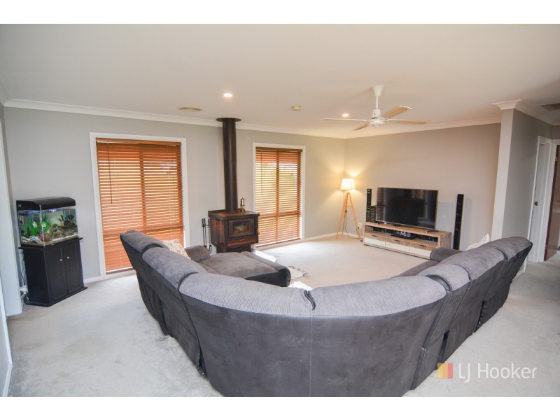 9 Main Street, Portland NSW 2847