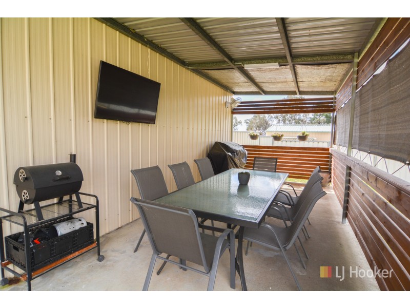 9 Main Street, Portland NSW 2847